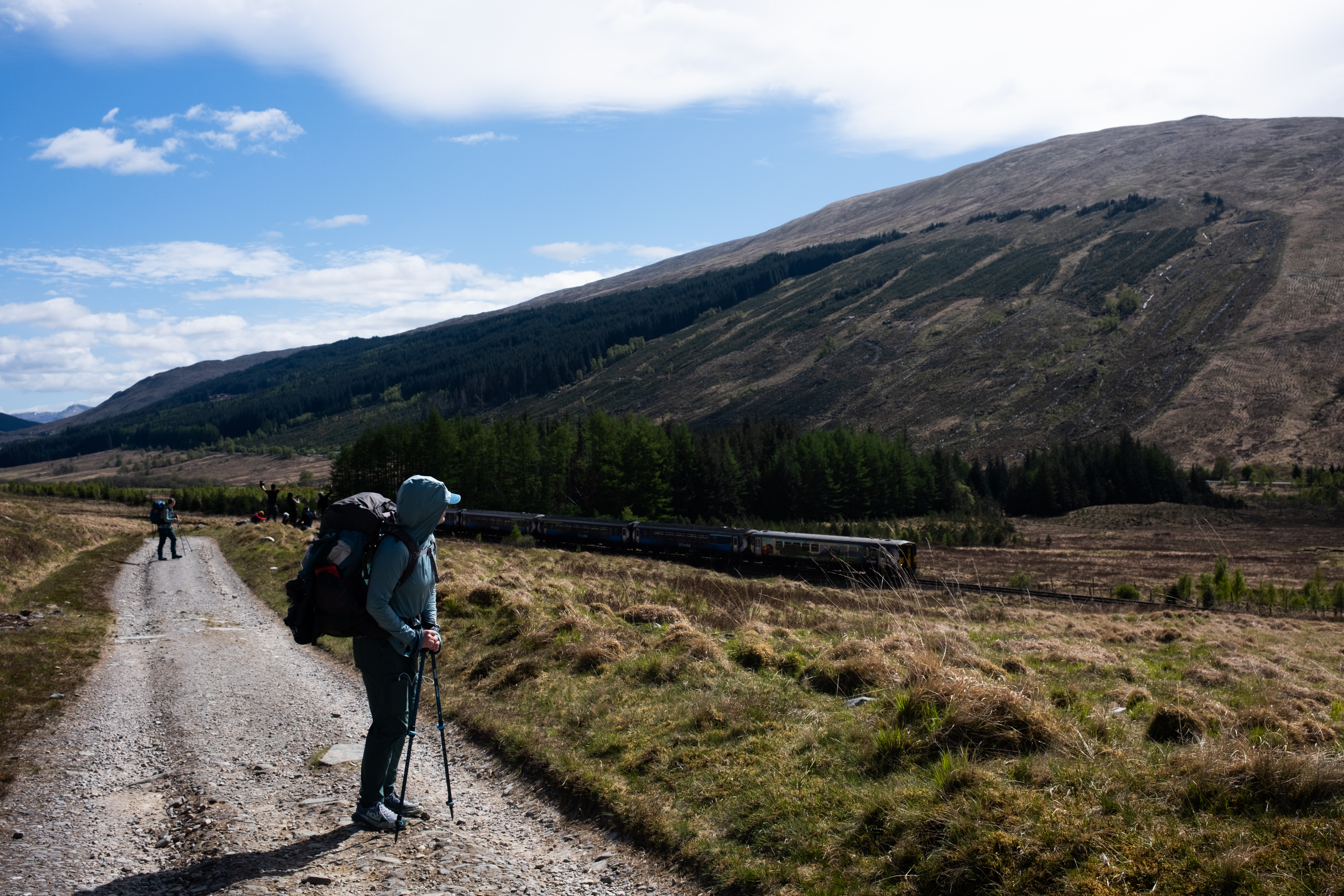 The train and the hikers